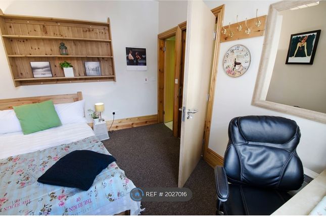 Room to rent in Clarkson Street, Sheffield