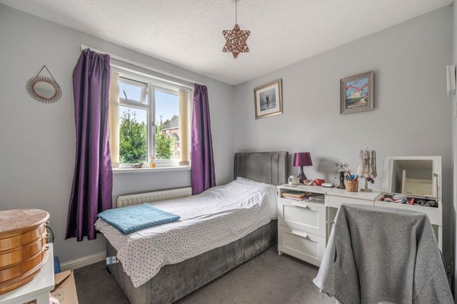 12, Pennine Drive, Devon photo 4