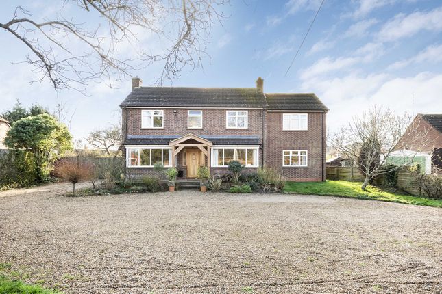 Detached house for sale in Horsepond Road, Gallowstree Common