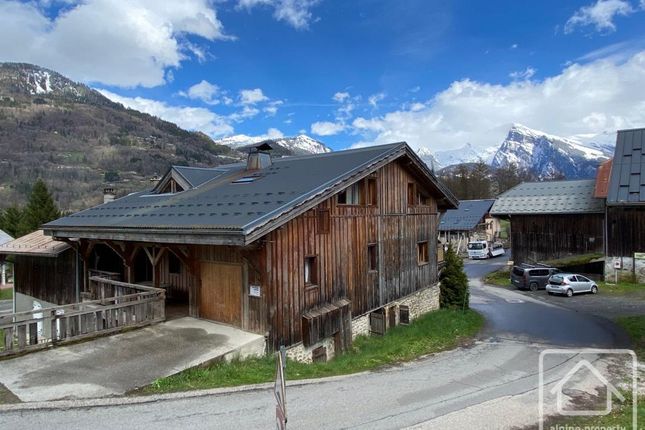 Thumbnail Chalet for sale in Rhône-Alpes, Haute-Savoie, Morillon