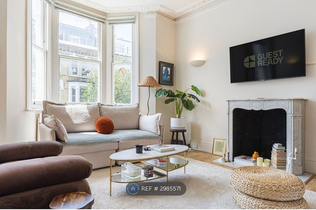 First Floor Flat, London photo 4