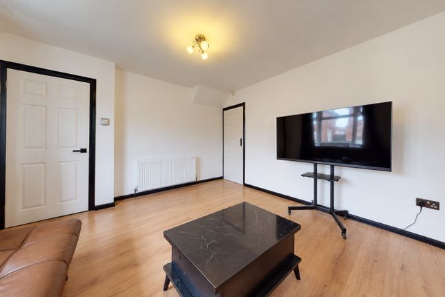 5 East Avenue, South Shields, Tyne and Wear photo 2