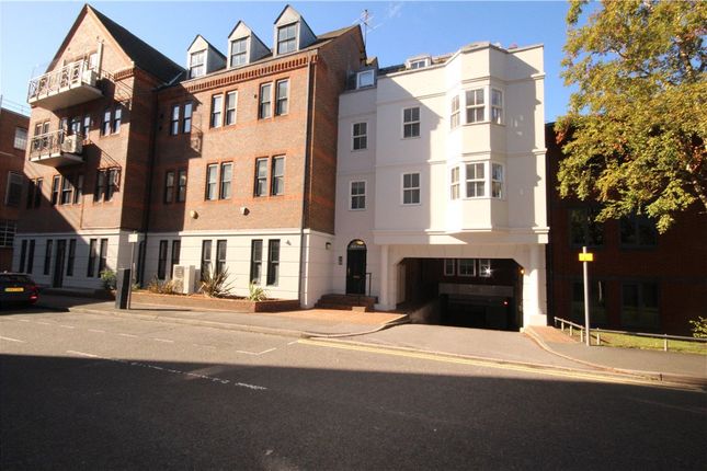 Thumbnail Flat to rent in College Road, Guildford
