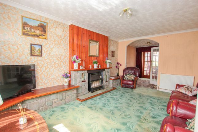51, Canterbury Close, Somerset photo 2