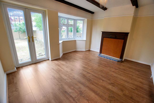 4 Pickford Close, Bexleyheath photo 2