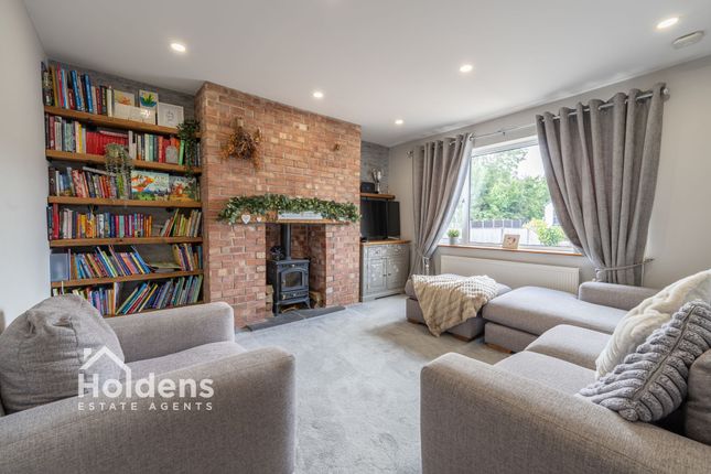 47 Fir Trees Avenue, Preston photo 3