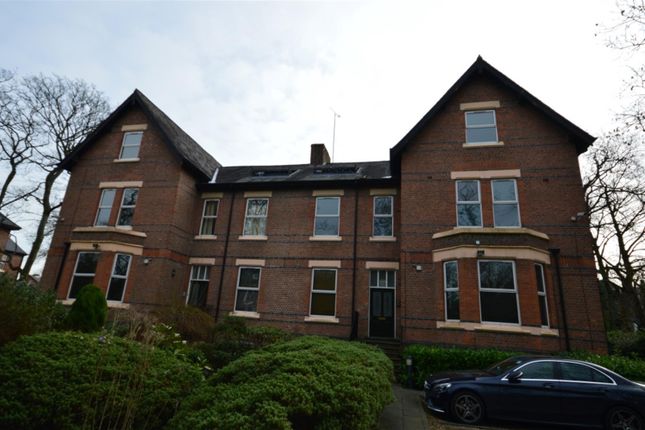 Flat to rent in Sandwich Road, Eccles, Manchester
