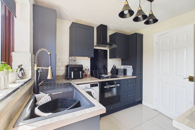 16 Willow Close, Ebbw Vale photo 3