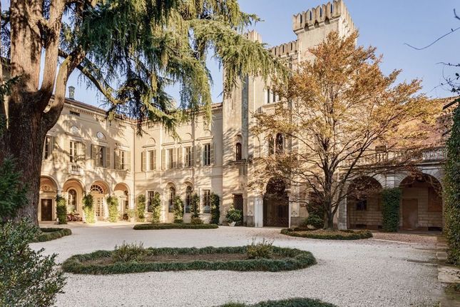 Thumbnail Villa for sale in Lombardia, Brescia, Manerbio