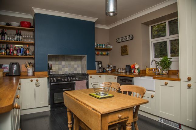 2, Wildspur Grove, Holmfirth photo 3