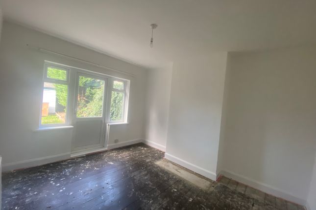 7 Iris Road, Iris Road, Swaythling, Southampton, Hampshire, SO16, Southampton photo 3