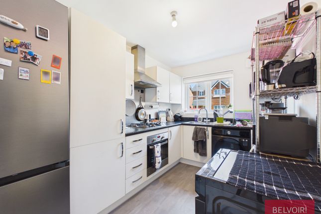 51, Prestwich Gardens, Llay photo 4