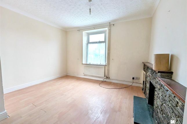20, Parc Y Minos Street, Burryport photo 2