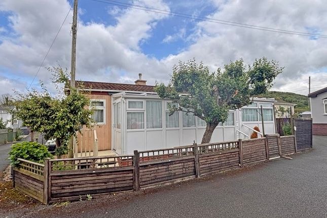 2-bed caravan on 22 Bridge Park, Watchet, £89,950