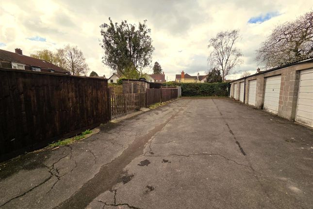 10 Garages at, Queens Road, Frome photo 4