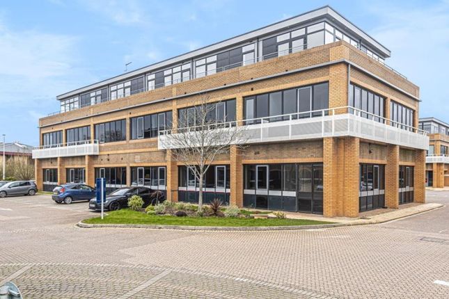 1-bed flat on Flat 23, Lock House, Newbury, £1,100/mo