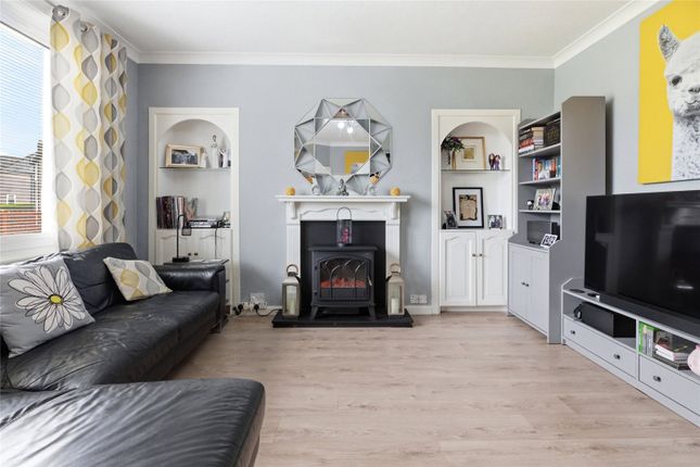 8, Sutherland Avenue, Stirlingshire photo 2