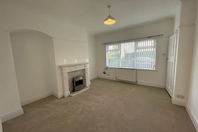 Chestnut Grove, Garden Village, Hull photo 3