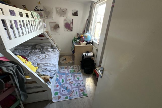 4C Third Avenue, Second Floor Flat, LONDON photo 3