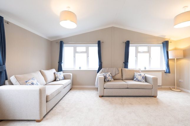 Omar Westbury, Hull Road, Woodmansey photo 4