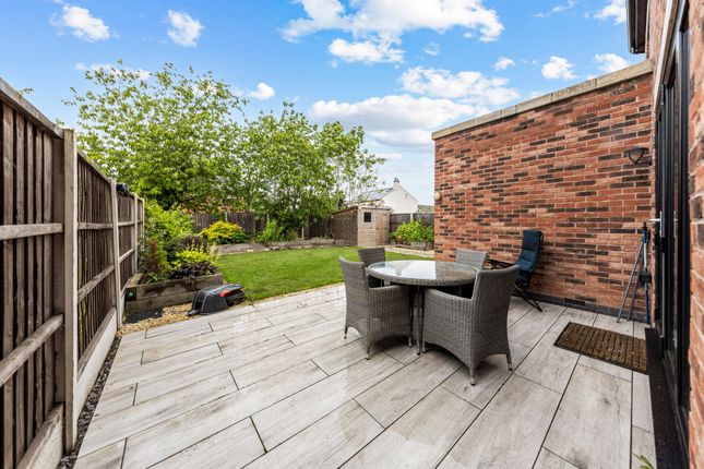 36 Marsh Brook Close, Warrington photo 4
