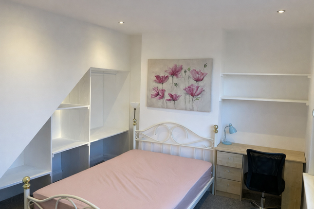 *AD ONLY* 303 Welford Road, Leicester photo 2