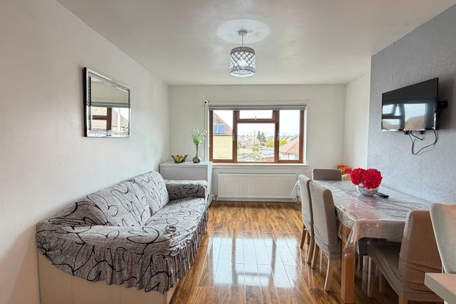 16b Woodburn Avenue, Dalkeith photo 2