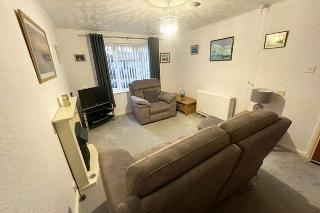 24 Oak Tree Court, Pembroke Way, Birmingham photo 4