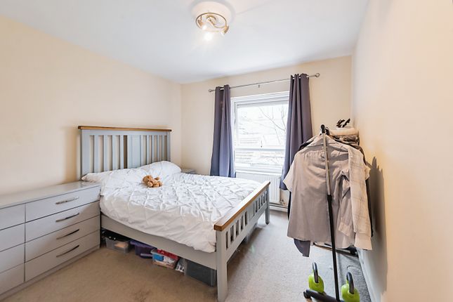 Flat for sale in Twyford Avenue, Portsmouth, Hampshire