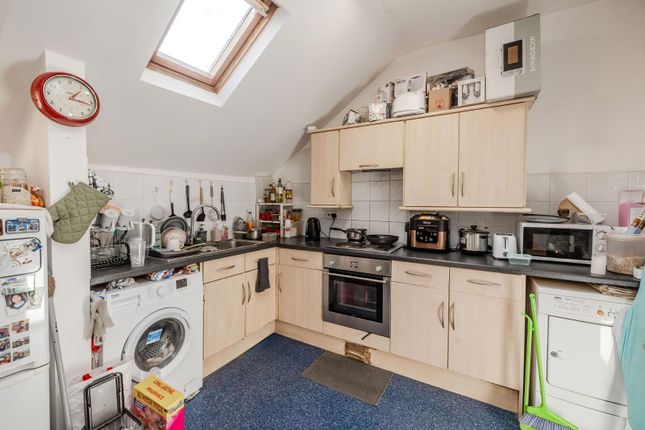 Top Floor Kitchen/Lounge