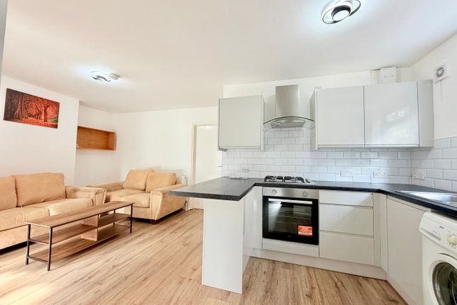 127a, Melton Road North, WELLINGBOROUGH photo 2