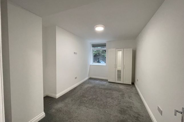 Flat 5, Chippenham photo 4