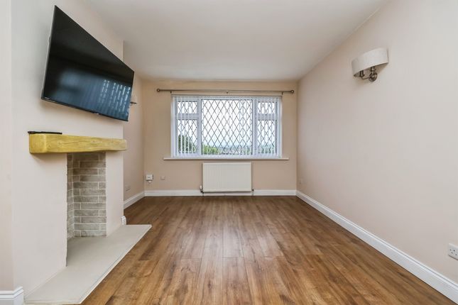 38, Laceyfields Road, Heanor photo 4