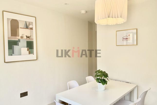 58, Buxton Street, London photo 3