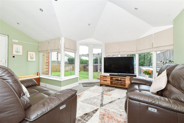 Lunsford Lane Larkfield, Aylesford photo 4
