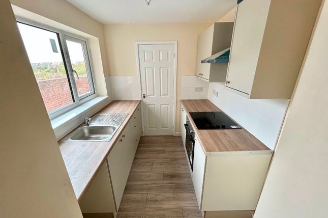 6 South Hetton Road, Houghton le Spring photo 5