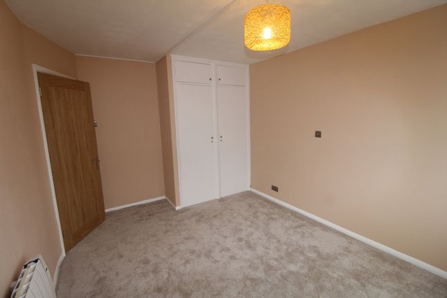 Flat for sale in Westley Court, South Norwood Hill, South Norwood