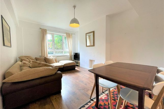 Flat 8  Flat 8, Approach Road, London photo 2