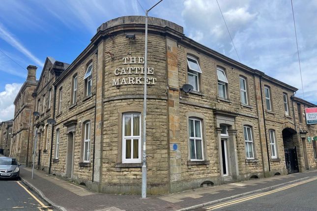Flat to rent in Parker Lane, Burnley