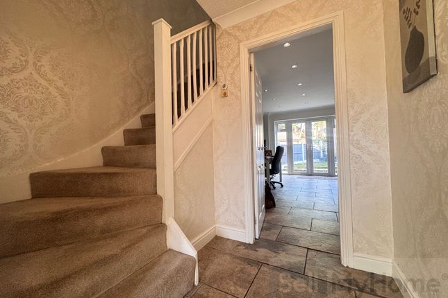 11 Ridgwood Avenue, Blackpool photo 2