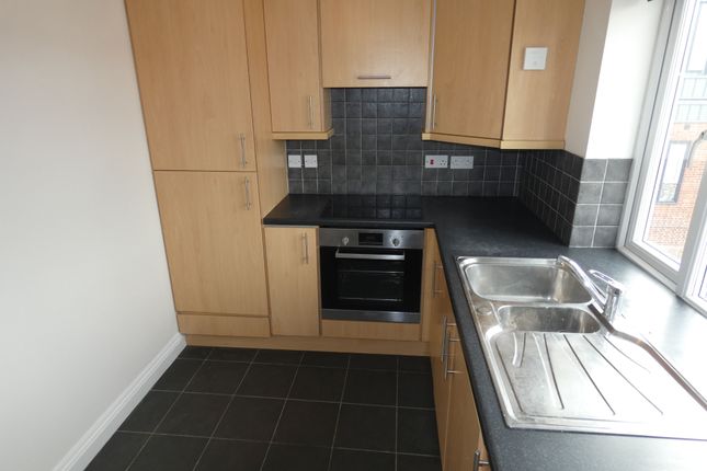 Thumbnail Flat to rent in Sidwell Street, Exeter