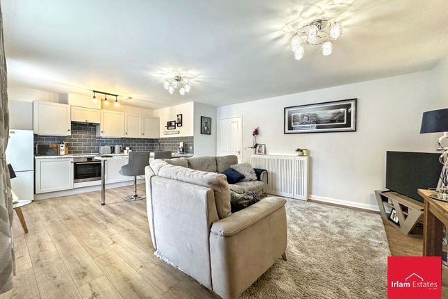 Apt 3, Ashcroft Court, Manchester photo 3