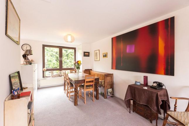 Flat for sale in Holly Bush Vale, Hampstead