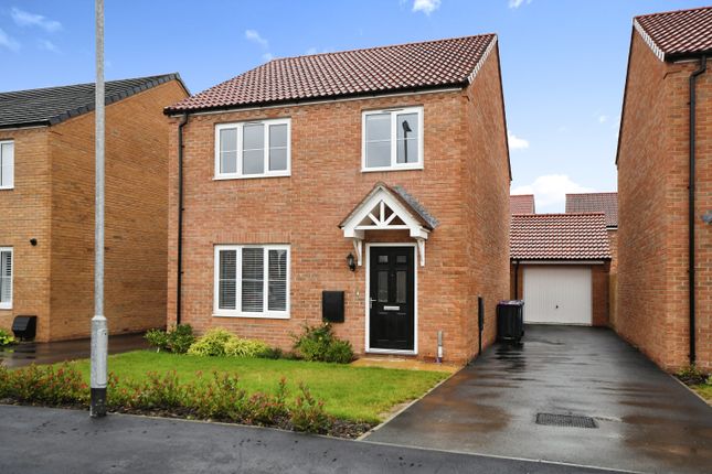 Detached house for sale in Field Avenue, Saxilby, Lincoln, Lincolnshire