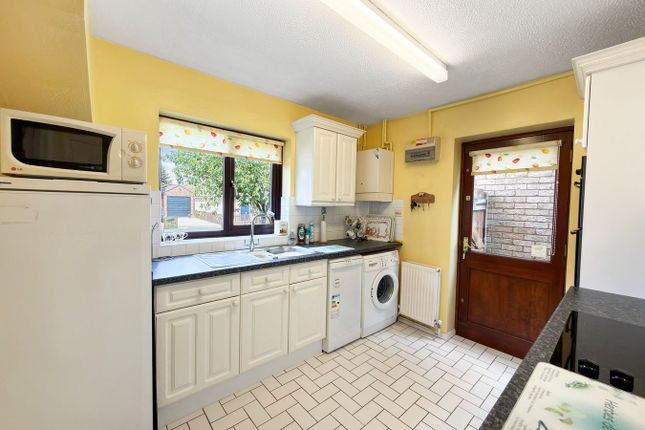 20, Turner Road, Stowmarket photo 4