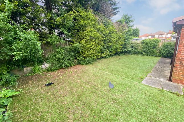 30, Pemberton Road, Newton Aycliffe photo 3