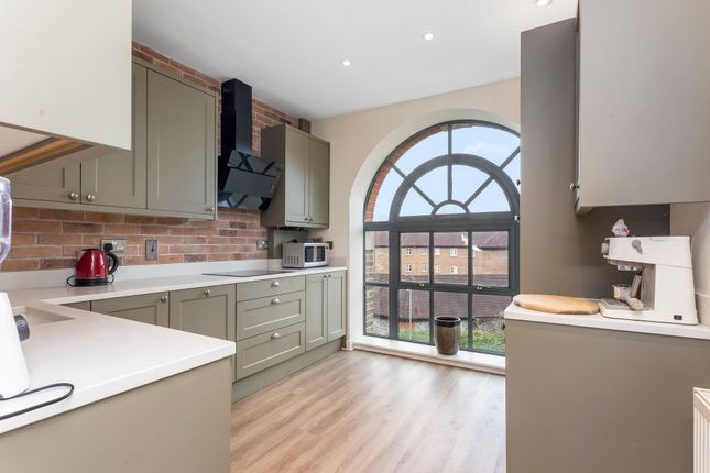 Flat 6, Copper Beeches Rookery Close, Brighton photo 3