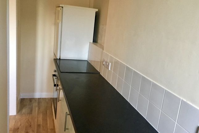 Flat 9, Torquay photo 3