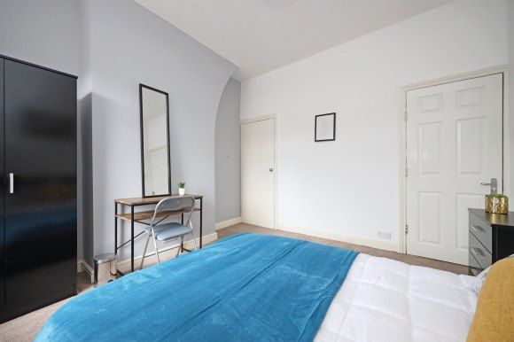 Room 3 4.Jpg