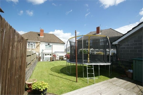 Lon Towy, Cockett, Swansea SA2, 3 bedroom semi-detached 